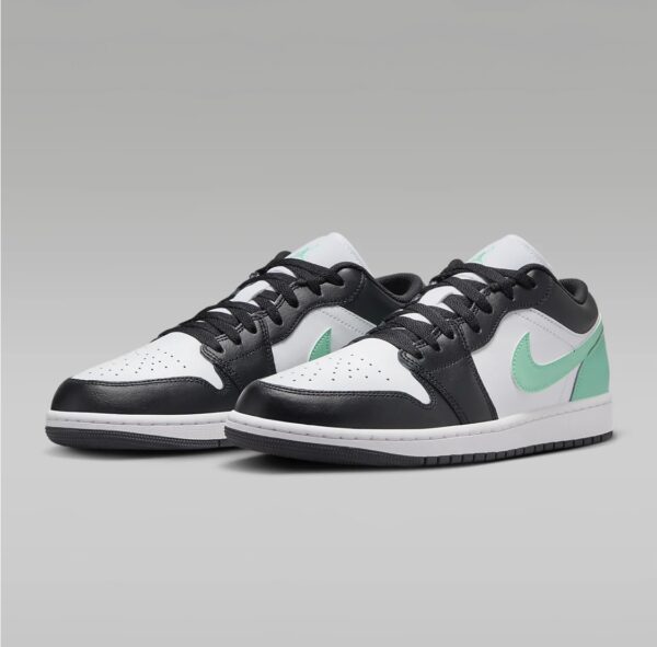 NIKE Air Jordan 1 Low - Image 30