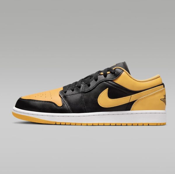 NIKE Air Jordan 1 Low - Image 32