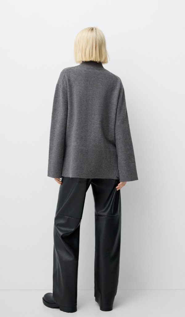 BERSHKA Dik yaka kazak - Image 4